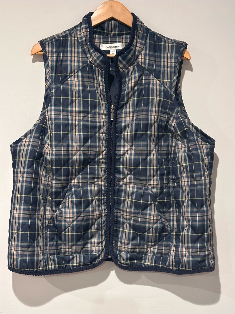 croft & barrow navy and green plaid vest